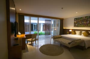 thumbnail: Room