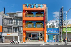 thumbnail: Exterior