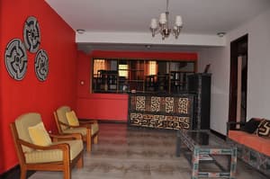 thumbnail: Lobby lounge