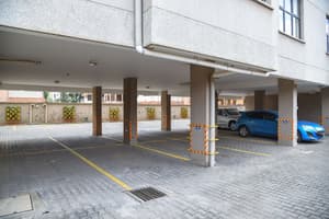 thumbnail: Parking