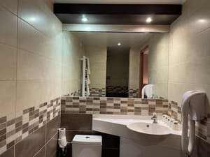 thumbnail: Bathroom