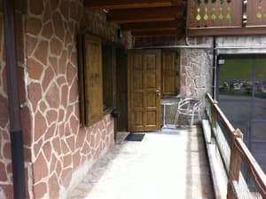 thumbnail: Exterior