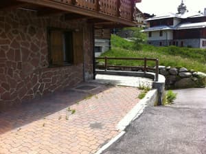 thumbnail: Parking