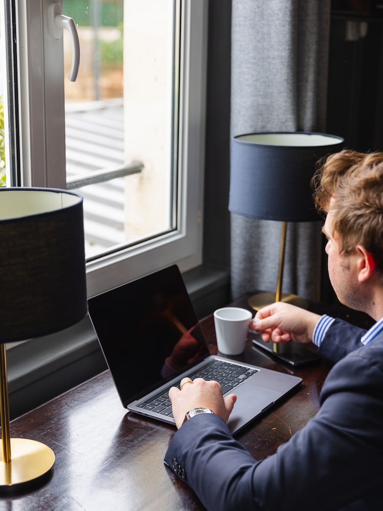 In-room business center