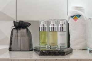 thumbnail: Room service - dining