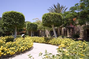 thumbnail: Exterior