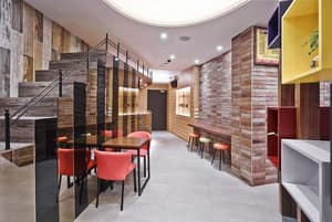 thumbnail: Interior entrance