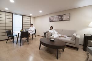 thumbnail: Living area