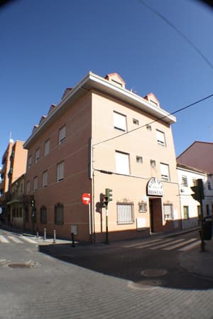 thumbnail: Exterior