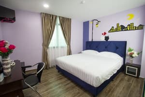 thumbnail: Room