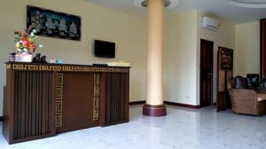 thumbnail: Reception