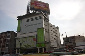 thumbnail: Exterior