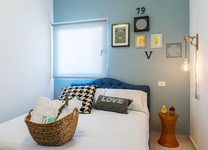 thumbnail: Room