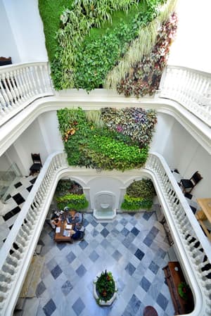 thumbnail: Lobby sitting area