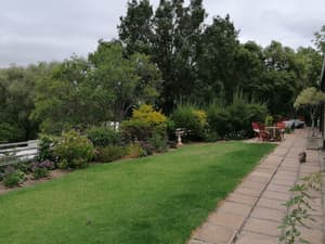 thumbnail: Front of property