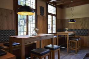 thumbnail: Restaurant