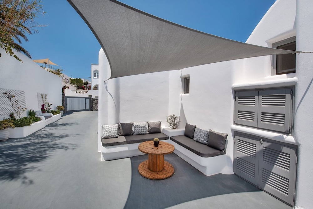 Courtyard view