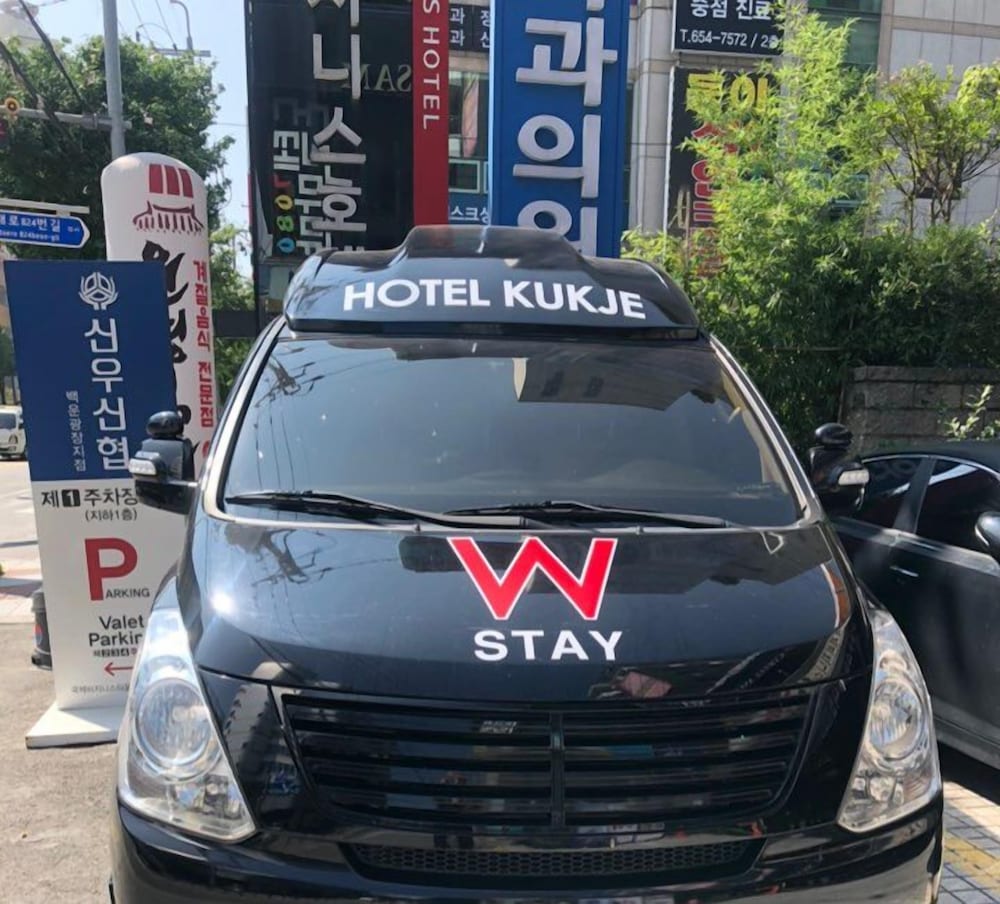 Airport shuttle
