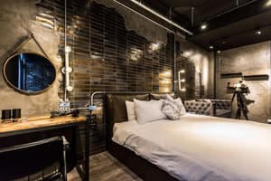 thumbnail: Room