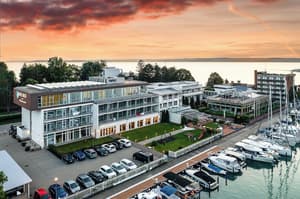 thumbnail: Balcony view