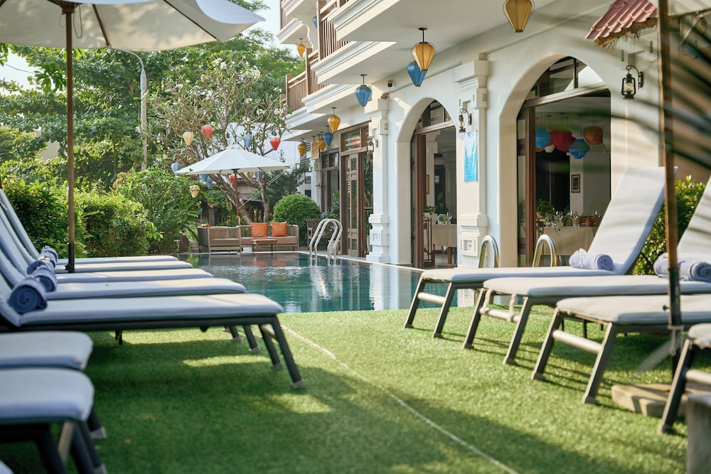 Sundeck