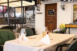 thumbnail: Restaurant