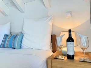 thumbnail: Interior