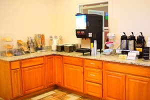 thumbnail: Breakfast area