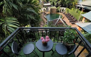 thumbnail: Balcony view