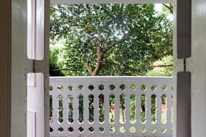 thumbnail: Balcony view