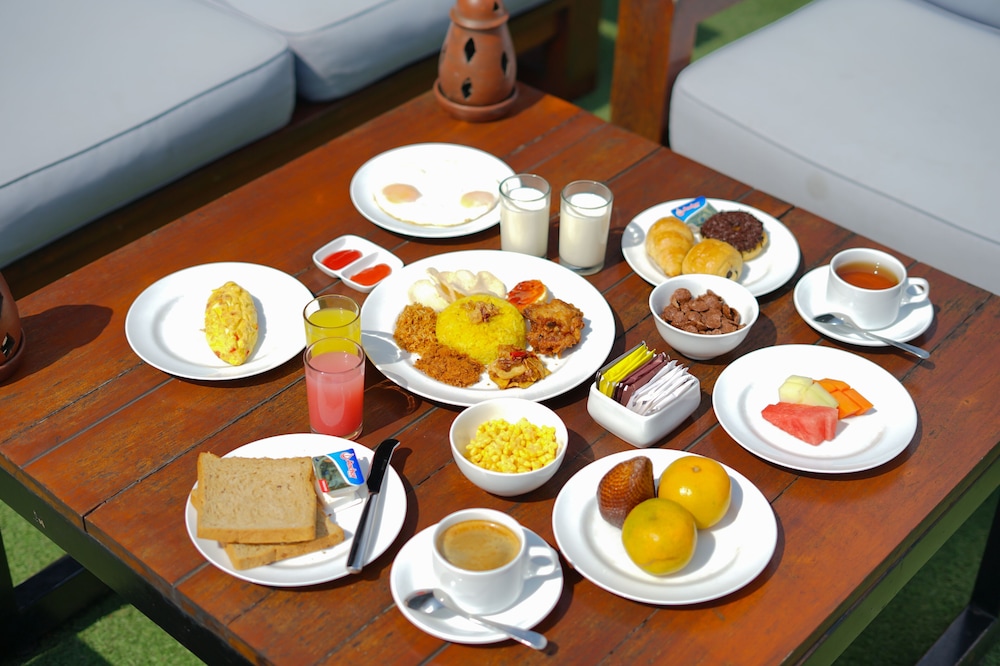 Breakfast meal