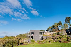thumbnail: Property grounds