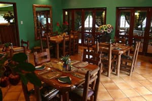 thumbnail: Dining
