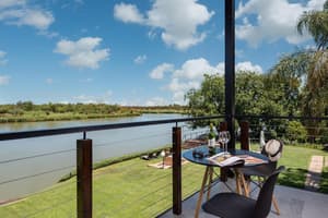 thumbnail: Balcony