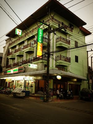 thumbnail: Exterior