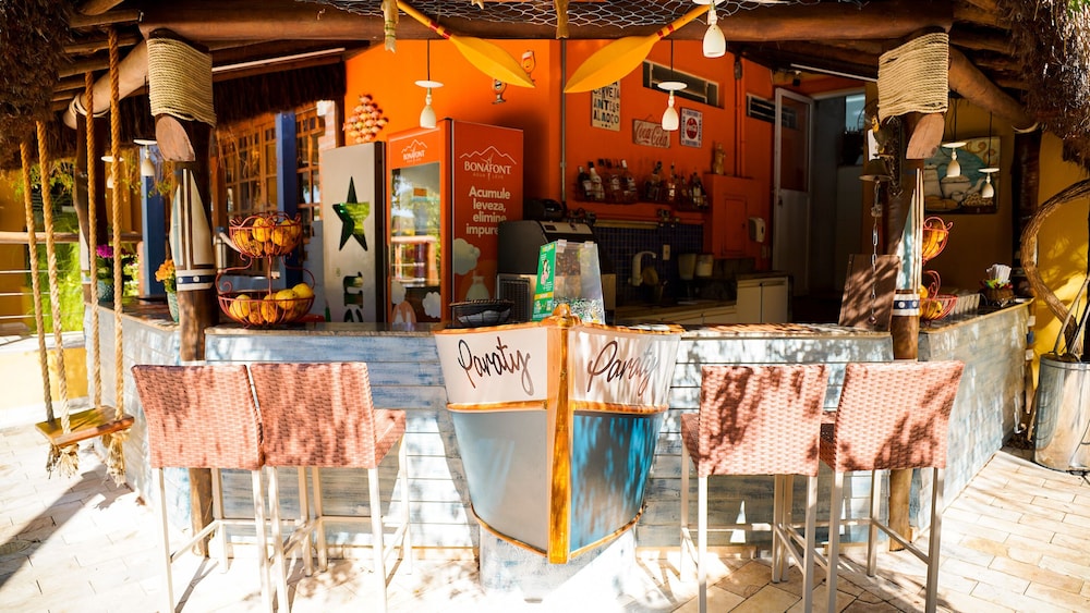 Poolside bar