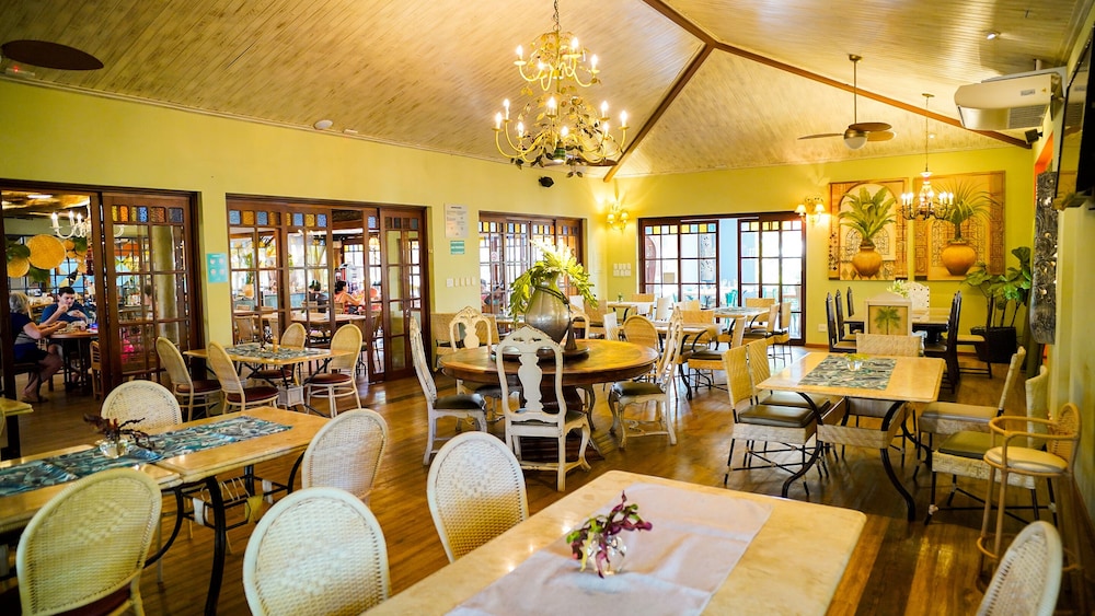 Food court