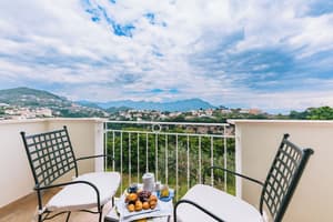 thumbnail: Balcony view