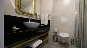 thumbnail: Bathroom