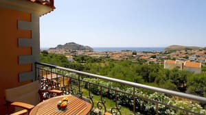 thumbnail: Balcony