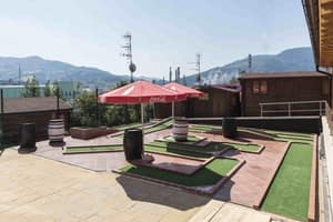 thumbnail: Mini-golf