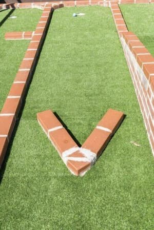 thumbnail: Mini-golf