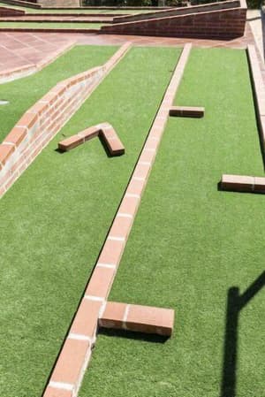thumbnail: Mini-golf