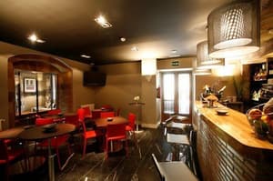 thumbnail: Bar (on property)
