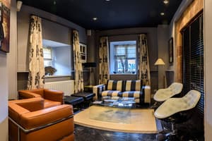 thumbnail: Reception hall