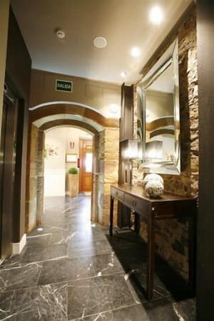 thumbnail: Hallway