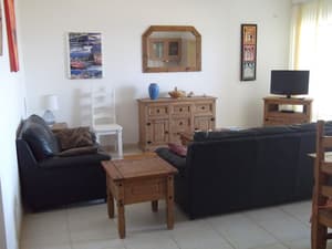 thumbnail: Breakfast area
