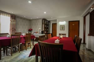 thumbnail: Dining