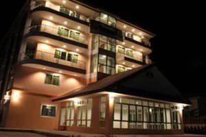 thumbnail: Exterior
