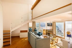 thumbnail: Living room